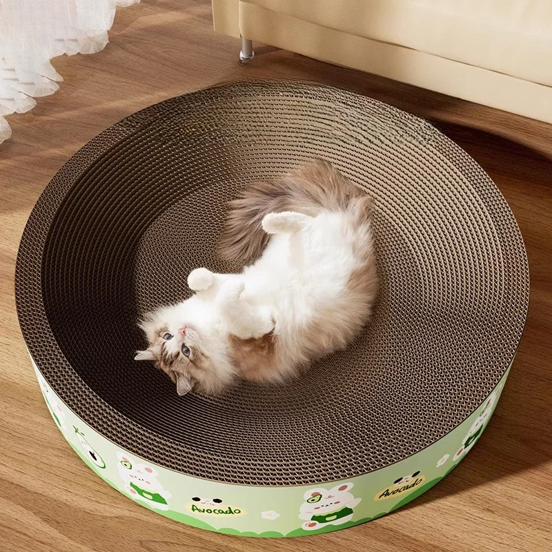 猫爪研ぎとベッドが一体化したキャットタワー：耐久性と多用途対応の実用性を検証