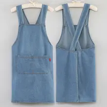 水洗い加工された柔らかいデニムのエプロン【厚手・耐摩耗・クロスストラップ・シンプルデザイン】
