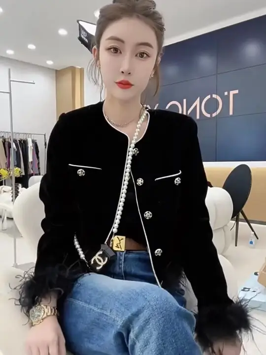 金糸ベルベット ラウンドネックジャケット レディース【春秋用・ショートフィット・シンプルデザイン】