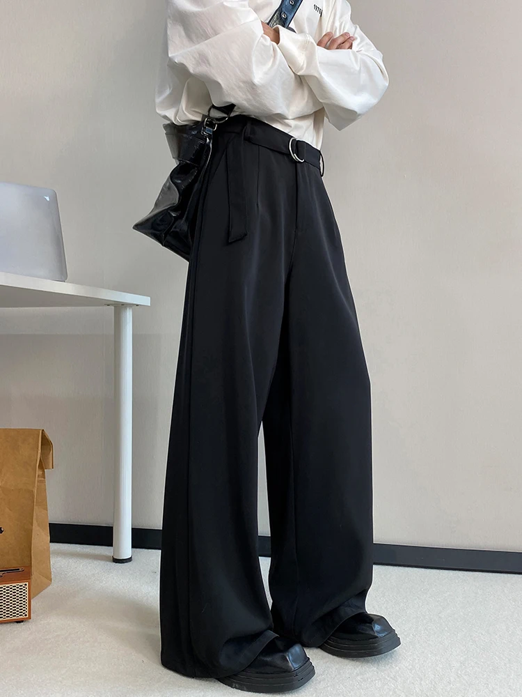 黒いワイドパンツをどう着るか？実は「ドレープ感」と「系り」がコツ