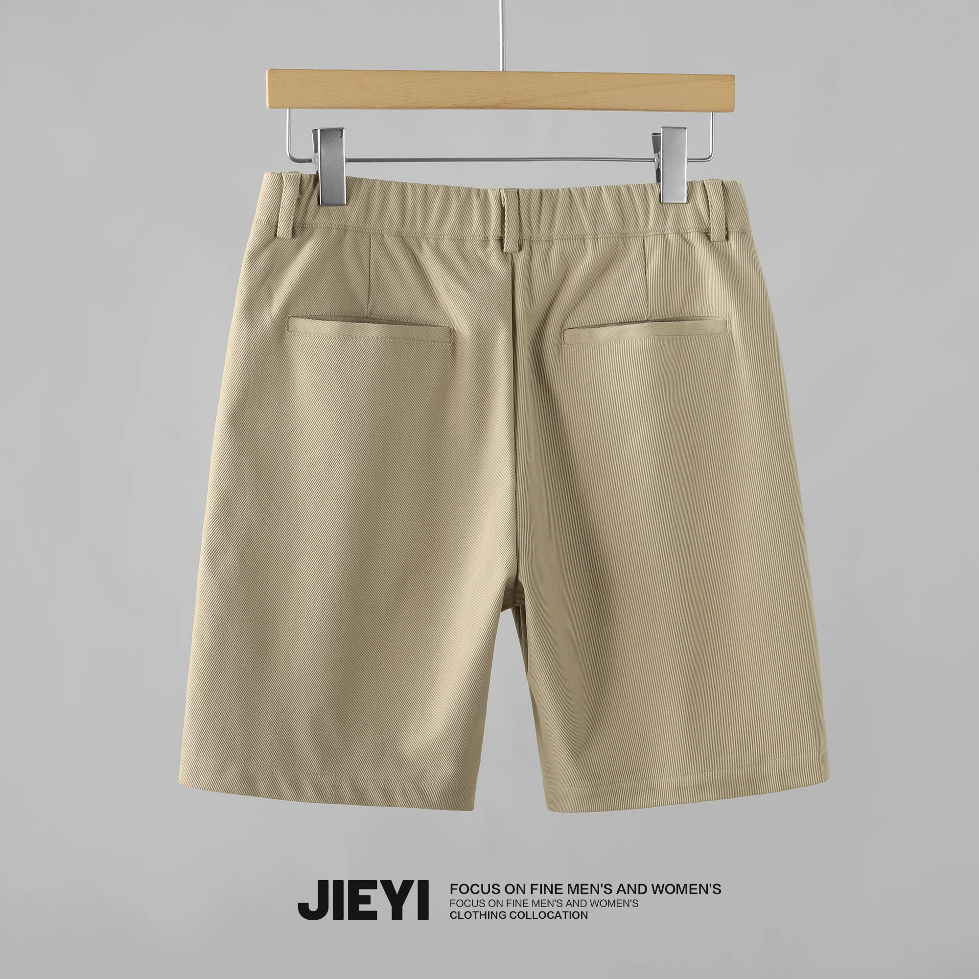 メンズショートカラー JIEYI 2026夏用ショートパンツ：立体裁断と聚酯纤维の実用性解析