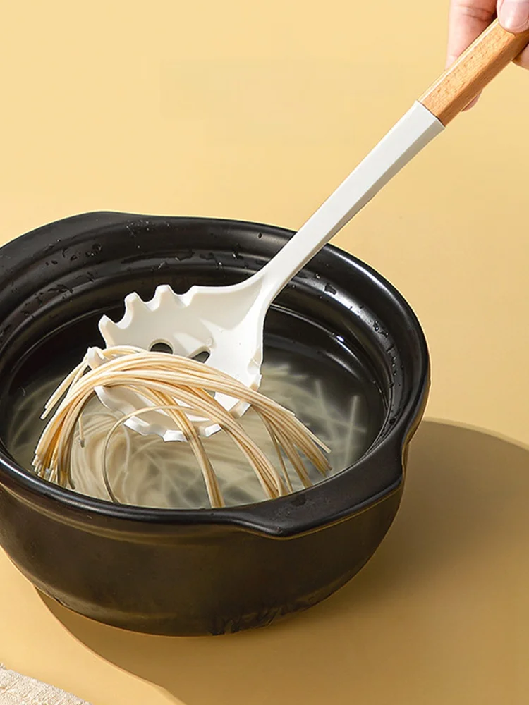 狭いキッチンで調理をスムーズに進めるためのキーワードは？