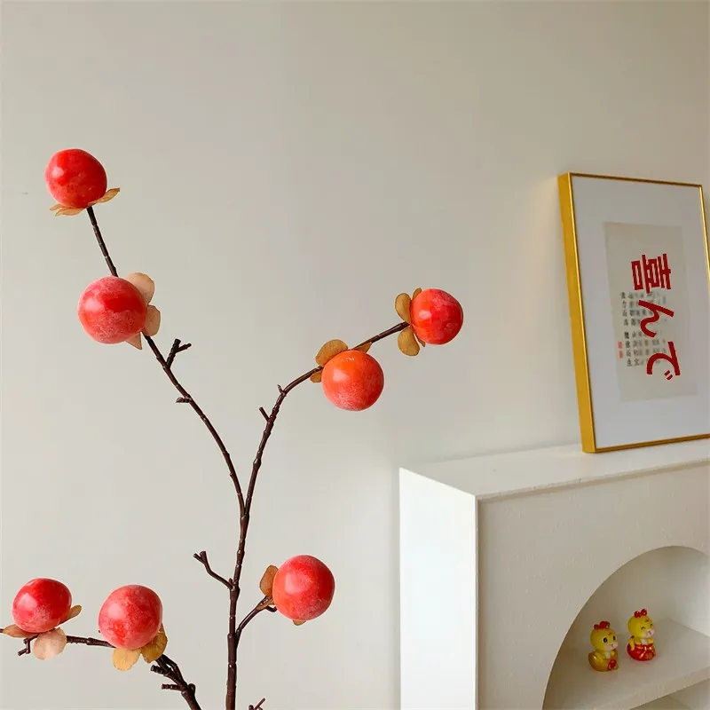 韓国インテリアを再現｜カフェ風部屋の作り方　柿の実造花で実現する温かみのガイド