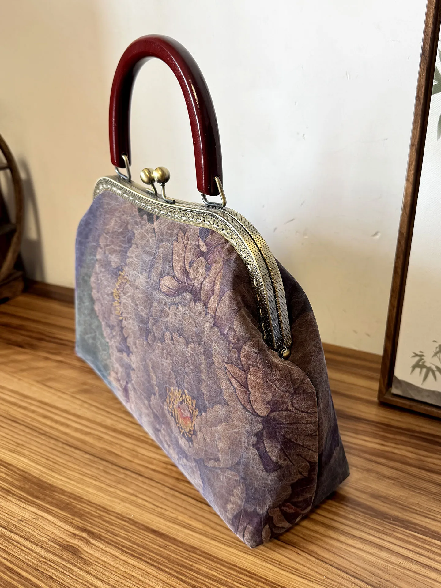 オリジナル中華風レトロデザインの桑蚕絲香云纱チャイナドレスバッグ：プチギフトや内祝いに最適なおしゃれな小方包