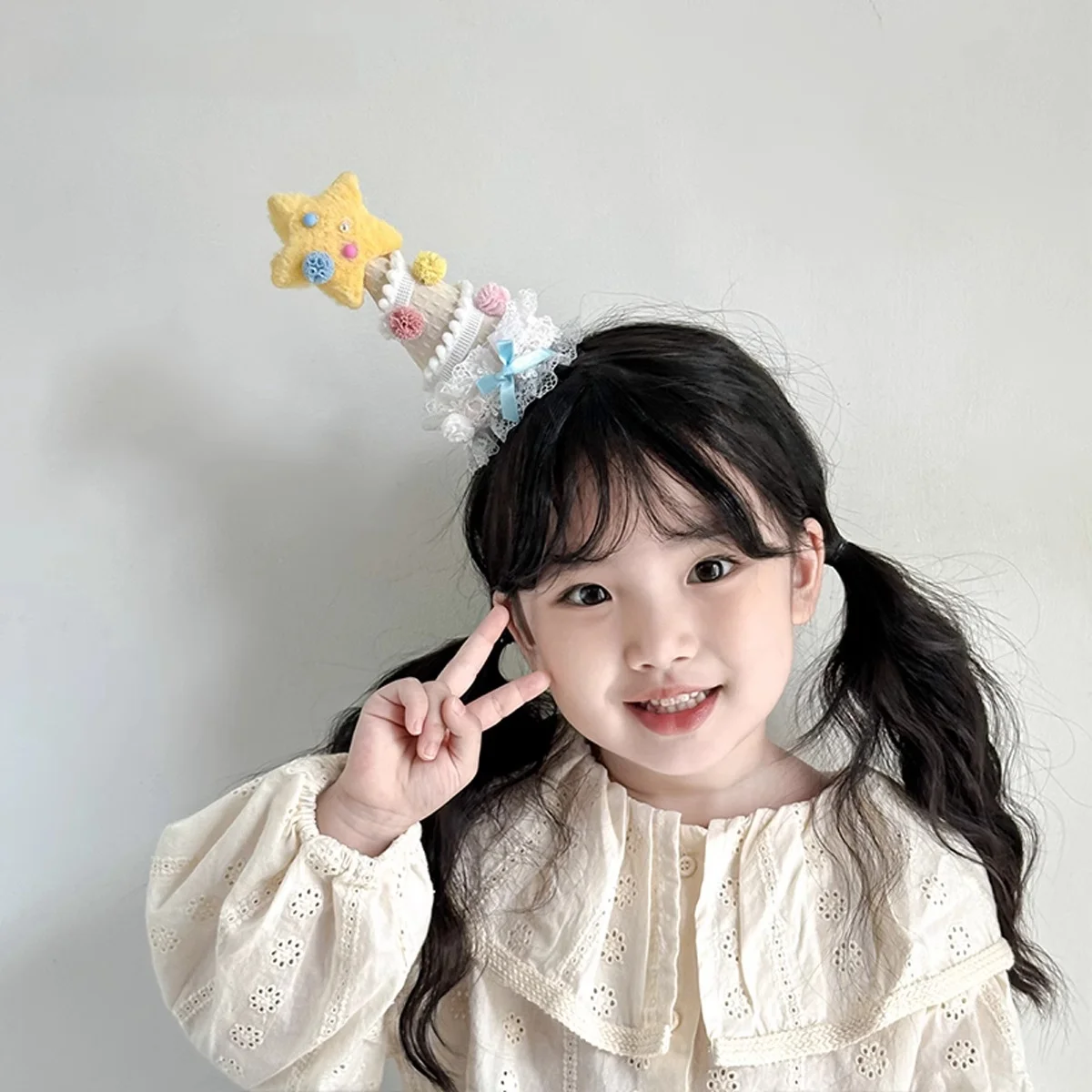 おしゃれなカラー帽子デコをどう選ぶ？子供の春のパーティーアクセサリーとしての選び方を徹底解説