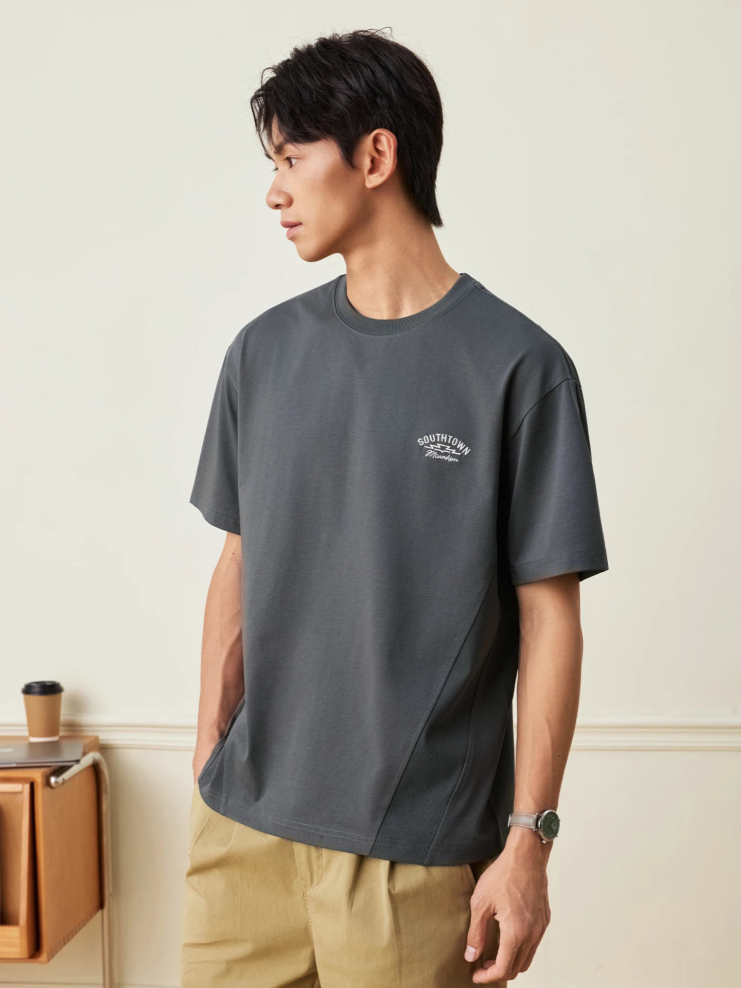 UVカットシャツは黄ばみを防ぐ？Hanscaの速乾半袖Tシャツが解決する実測データ