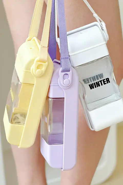 ペットボトル 犬 用 外出 便利 斜め掛け 飲水 器