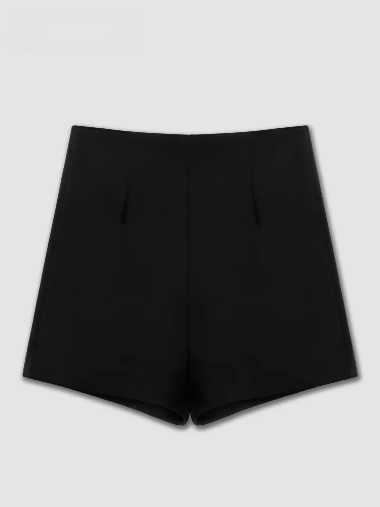 女性のパンツで悩むなら、黒いズボン レディースはこう選ぶ？