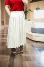 シンプルでスタイリッシュな高腰プリーツスカート【ネイビー・ミディ丈・JK制服】