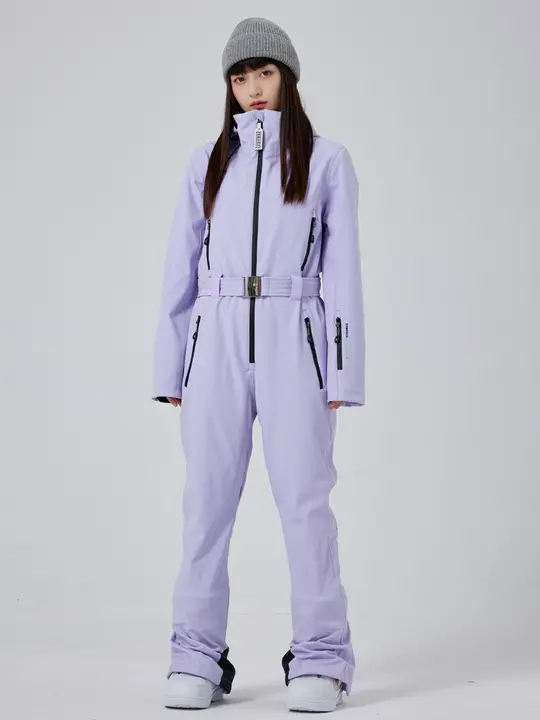 フィット感抜群のウィメンズスノースーツ【防風・防水・アウトドア用】（セットアップ対応）