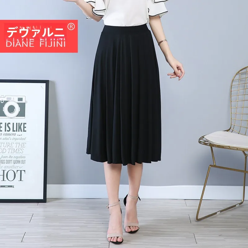 プリーツスカート コーデ 完全ガイド｜トップス選びの秘密とファッションルール