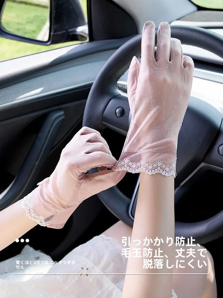 夏の女性用日焼け防止手袋：紫外線対策と通気性を兼ね備えたアウトドアスタイル