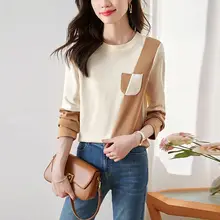 春のカジュアルコーデに最適！配色デザインの女性用Tシャツ【シンプル・スタイリッシュ】