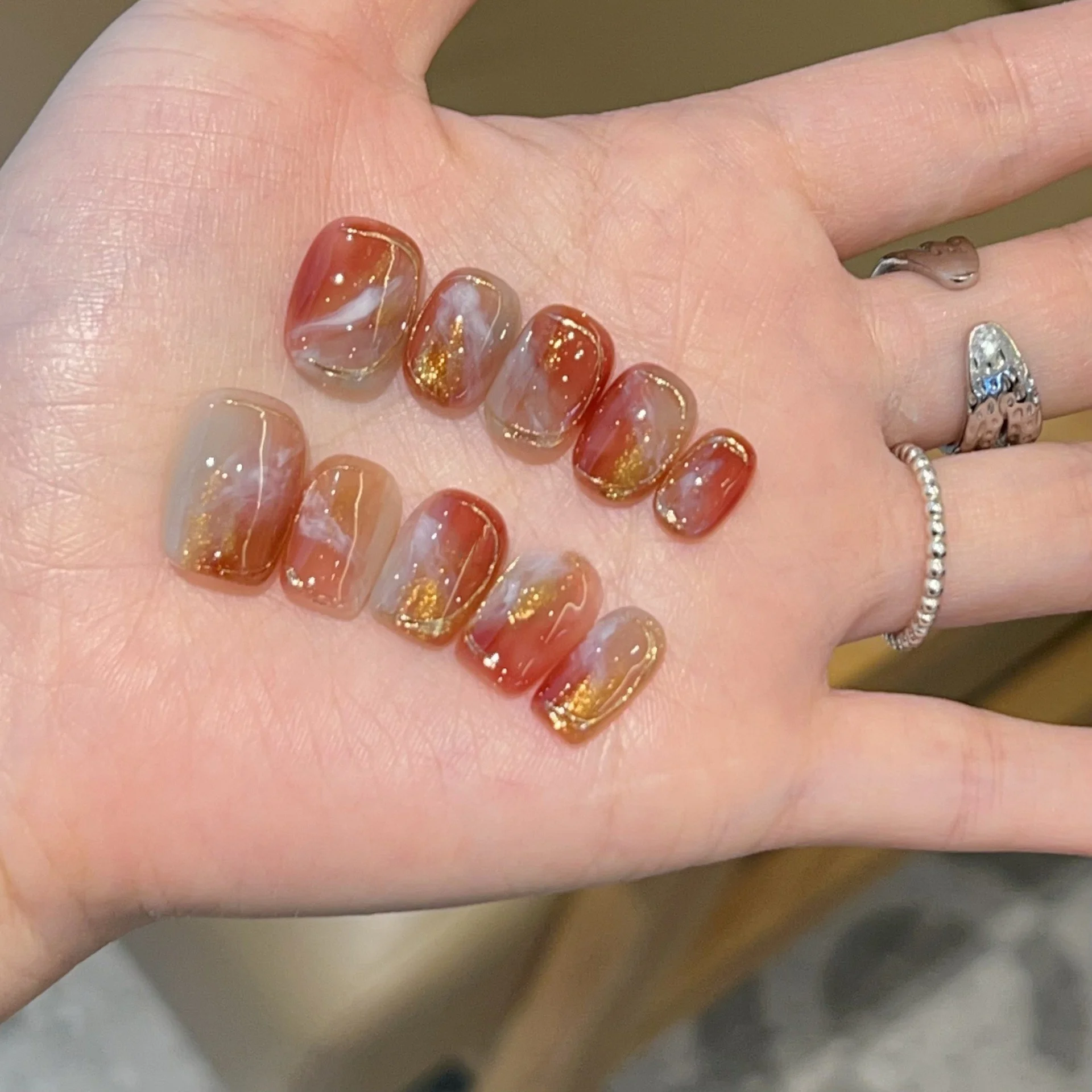 ゲル1130とは：高級感ある手作りネイルチップの実際の性能と使い方