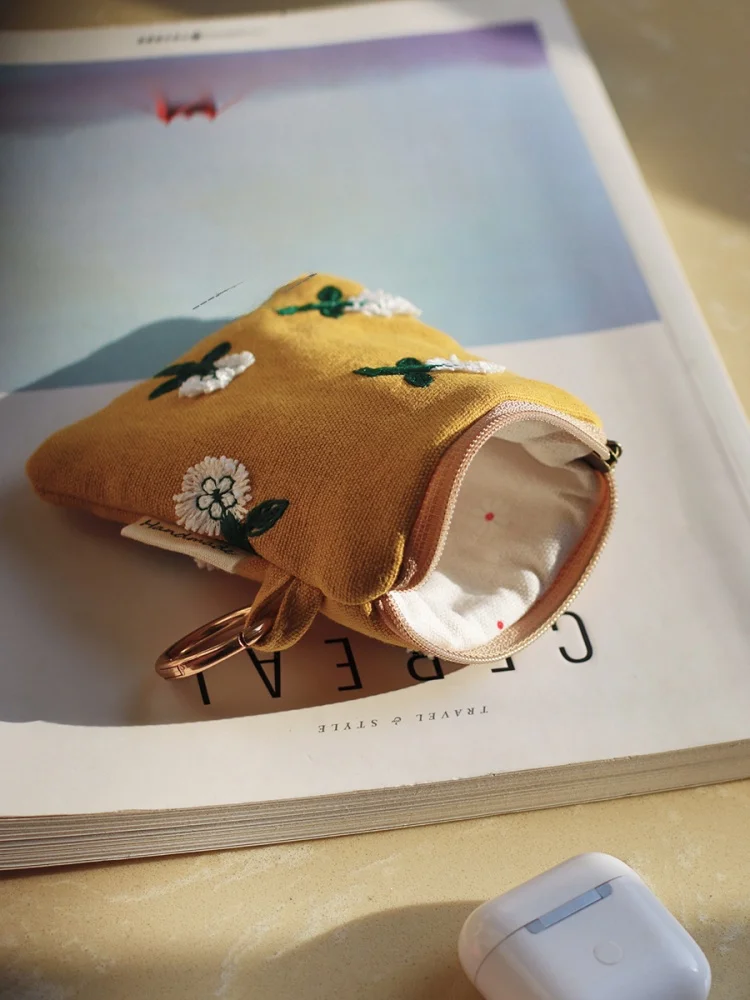 かぎ針ケース おすすめ：ハンドメイド布製刺繍キーケースの実用性と使用シーン