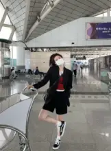 開衫スウェットジャケット【女性用・リブデザイン・ジッパー付き】＆ミニスカート＆ショートパンツ（セットアップ対応）
