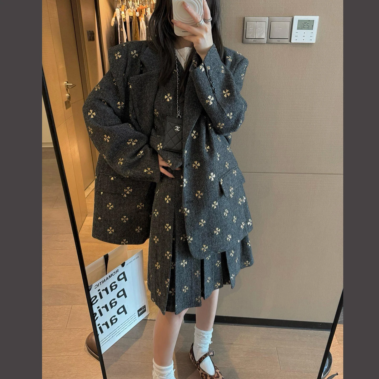 スーツっぽい私服レディースのベストな選び方は？厳選3選
