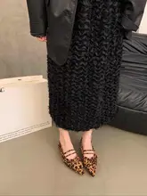 フレンチスタイルのヒョウ柄ポインテッドトゥハイヒール【細いヒール・浅口デザイン・秋用】