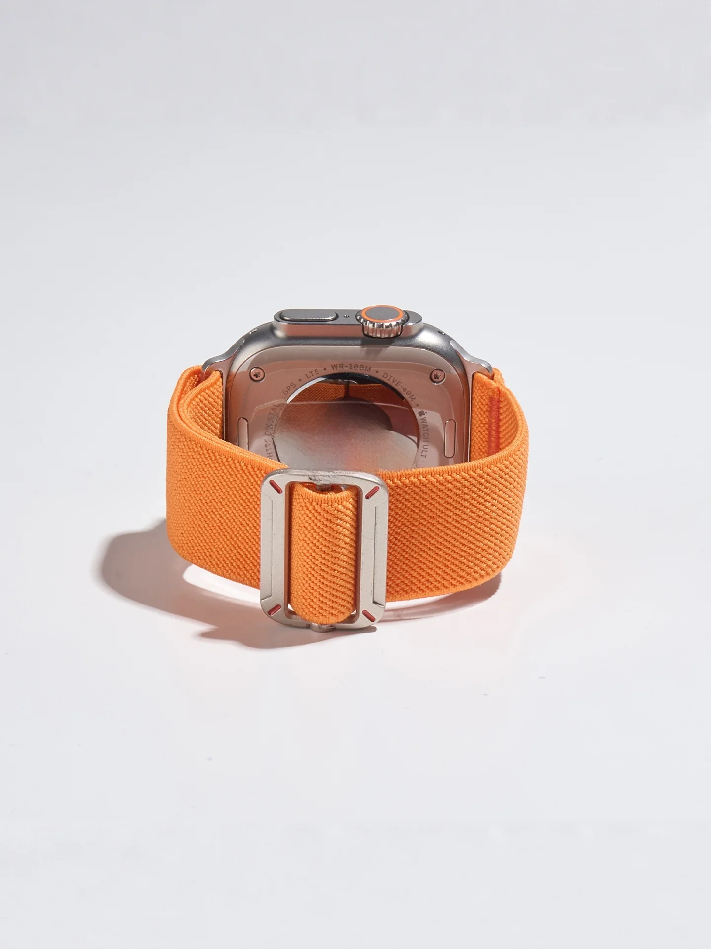 Apple Watch Line設定で失敗しない方法は？通気性のあるナイロンバンドが解決するリアルな使い方