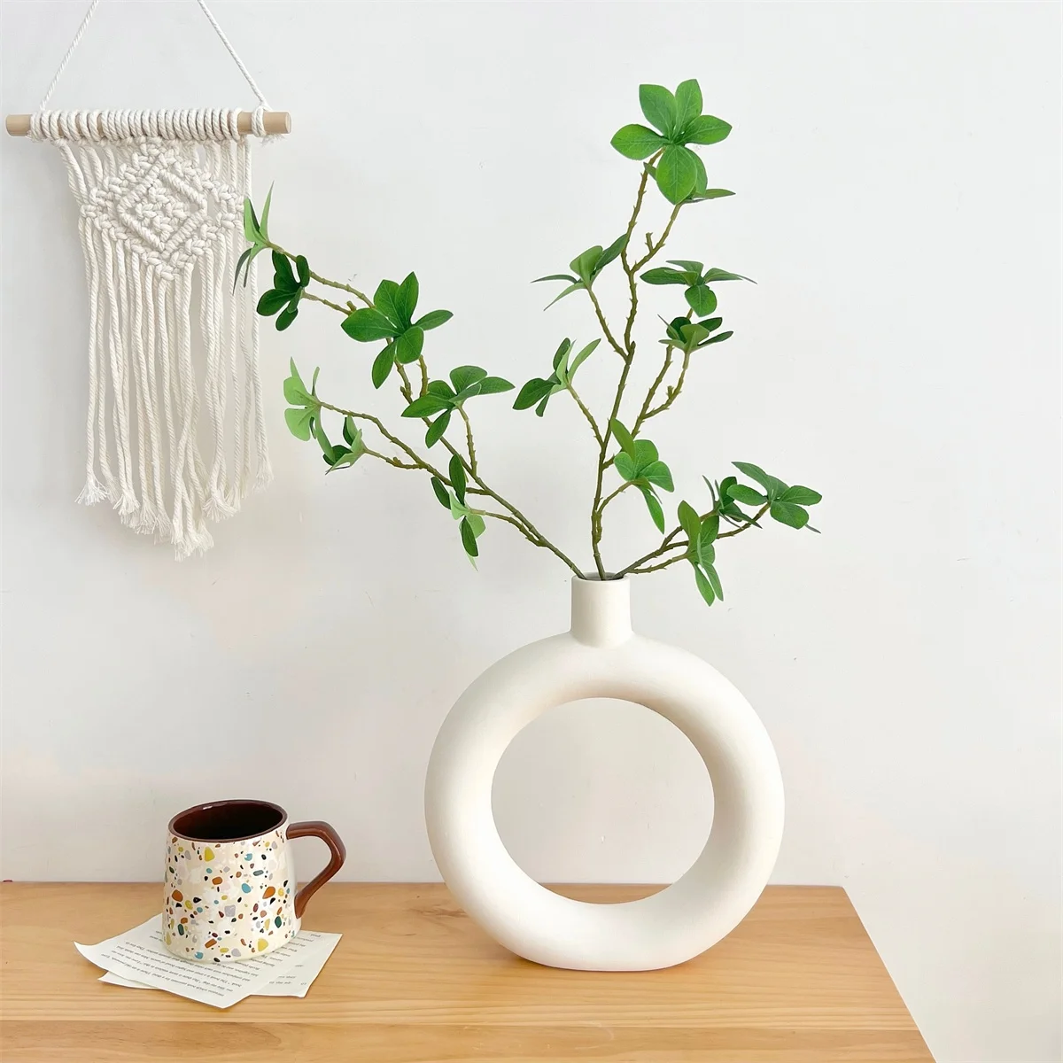 寄せ植え 室内 グリーン プラント デコレーション：北欧風陶器花瓶の設置と維持ガイド