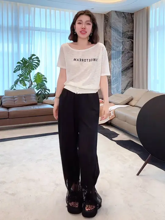 米白色のシェイプアップデザイン 短袖字母ニットTシャツ【女性用・カジュアル・大人向け】