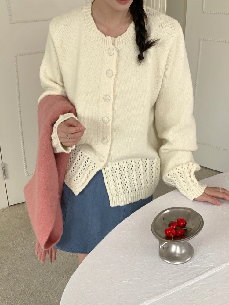 モヘアカーディガン ニードルスは本当におすすめ？通勤で使える最高の着こなしを解説