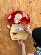 カートゥーンデザインのアクリル収納ラック【デスクや壁面用・かわいいきのこ型】
