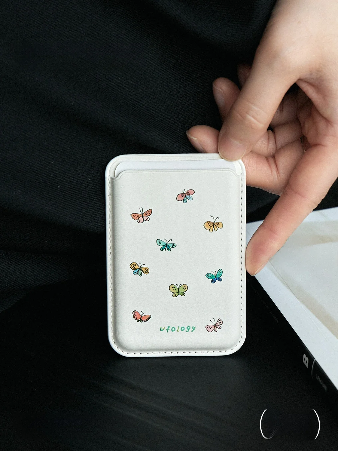 スマホに貼るカードケースは、本当に必要なの？