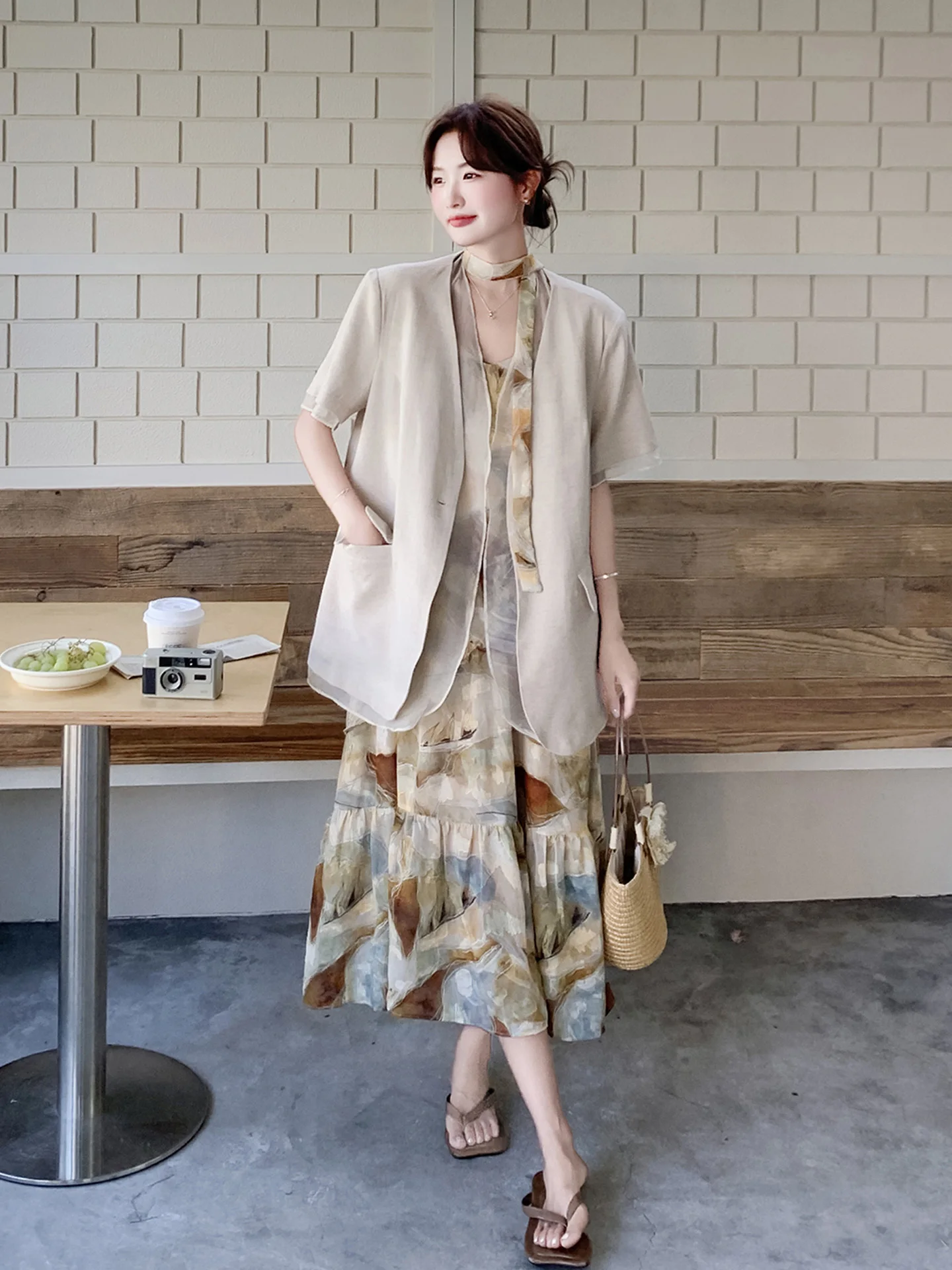 10月23度に着る服装はどう選ぶ？夏のスタイルを活かした通勤コーデの答えはここに
