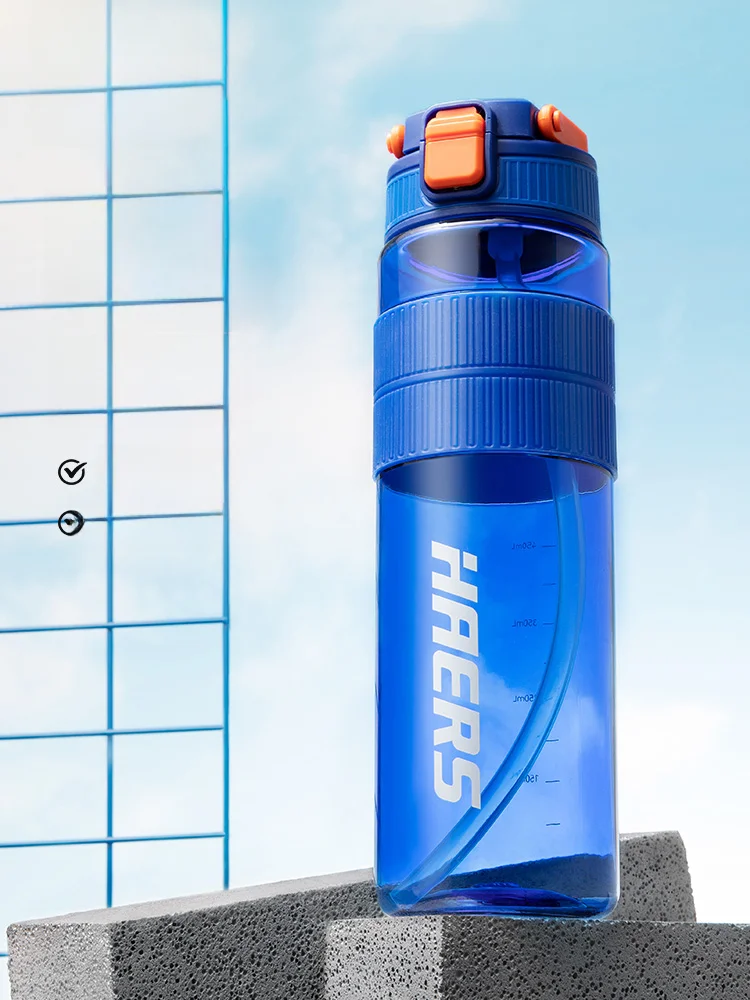 トレーニングコップ おすすめの種類としてハルス トリタン製プラスチックカップの実用性を検証