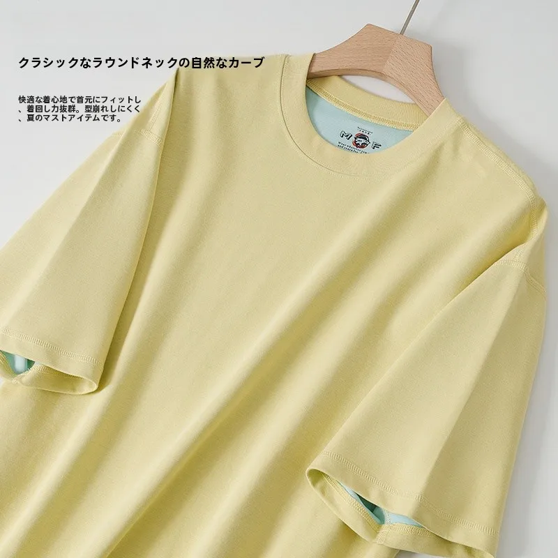 淡い黄色の両面カラーコットン半袖Tシャツ：コットン素材の吸湿性と肌への影響を実証