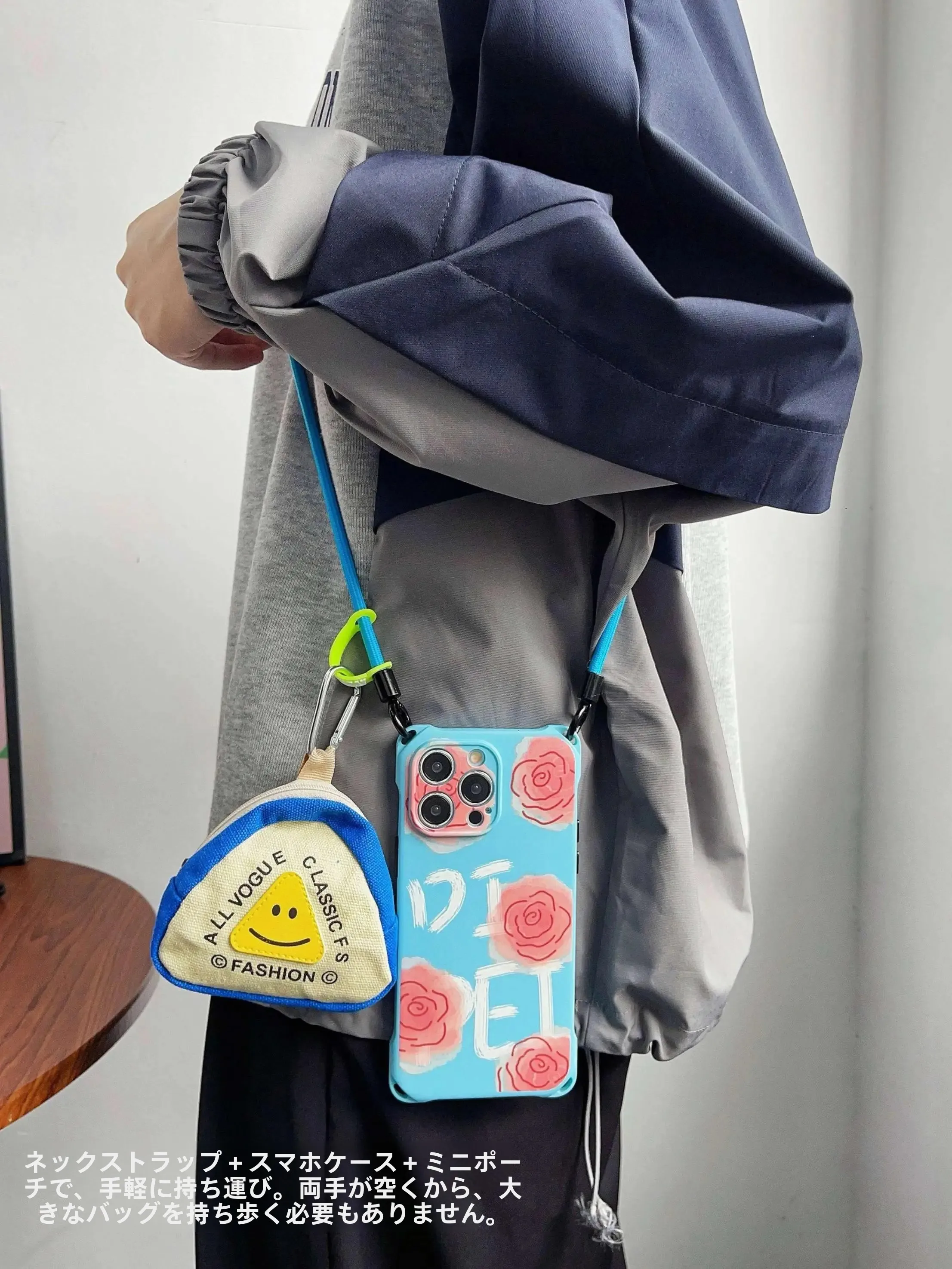 ミニスマホケースハンガー：旅行中に持ち運びやすい防振アクセサリーの選び方