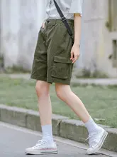 カーキ色のレディース工装ショートパンツ【夏用・カジュアル・5分丈・大きいサイズ】