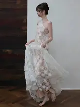 レースハンガー付き軽やかなお嫁さんドレス【華やかさ・カジュアルな結婚式・お祝い用】