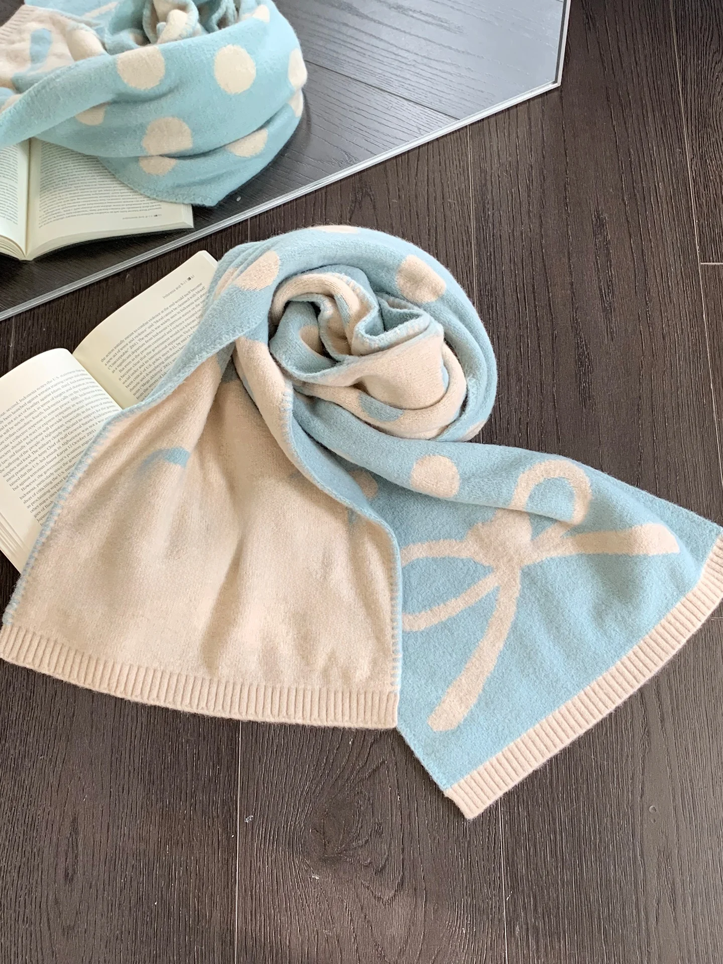 冷感スカーフは夏に使えるの？実は冬の「冷え対策」に最適なアイテムが登場！