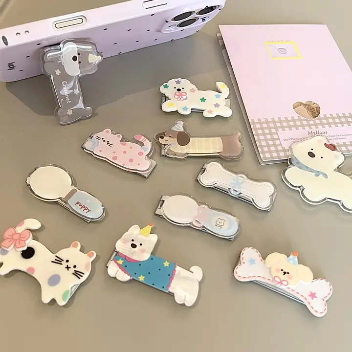 かわいい猫と犬デザインのモバイルスタンド【金属製・超薄型・貼り付け式】