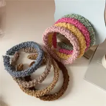 可愛いファーのヘアバンド【羊毛素材・秋冬用・カラフル】