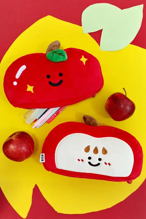 かわいいリンゴのぬいぐるみペンケース【大容量・学生用・文房具収納】