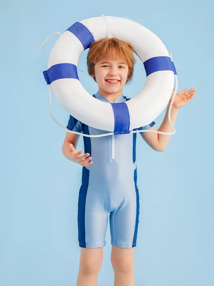 赤ちゃん用のマスク・おむつ・服・ベビーベッドなど、毎日の暮らしに溶け込むアイテムを厳選3選
