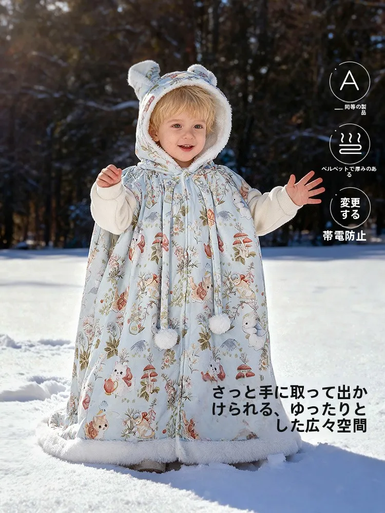 ニットケープとは何か：厚手加绒タイプの冬用ベビーケープの実用性と使い方