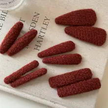 レッドカラーのハンドメイドヘアクリップ【前髪用・細い髪用・高級感】