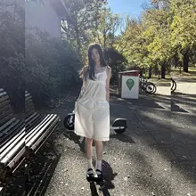 白色レースキャミソールトップスとワイドパンツ【夏用・ノースリーブ・女性用】（セットアップ対応）
