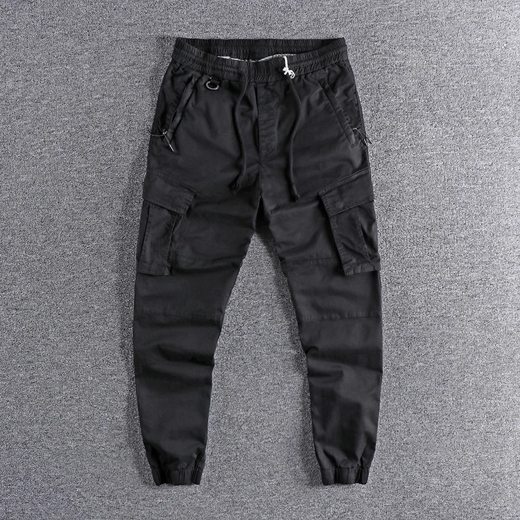 収納力と軽さのポケット多めカーゴパンツは、どんな人にこそおすすめなの？
