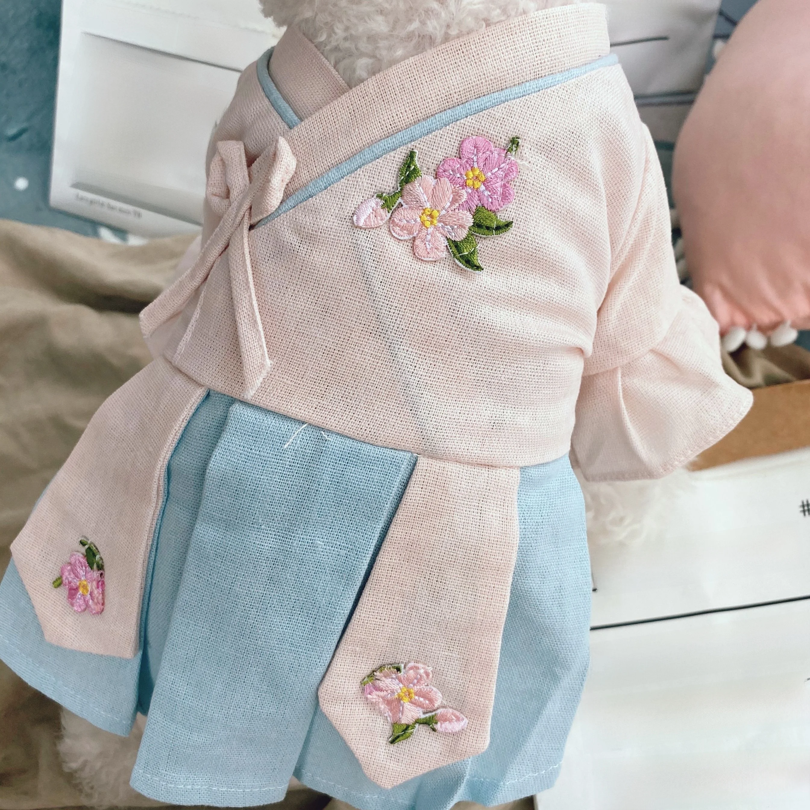ペット用衣服 唐装スタイル犬服：かわいいプリンセスデザインで中国風ファッションを実現
