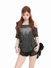 蝶柄デザインのオフショルダー短袖Tシャツ【夏用・ウエストシェイプ・女性用】