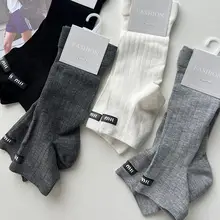 ミニマルデザインのレディース夏用ショートソックス【シンプル色・薄手・カバー付き】（セットアップ対応）