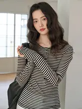 コントラストストライプのハンリーネック長袖Tシャツ【春用・スリムフィット】