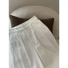 秋季用 レディースワイドレッグパンツ【白色・フィット・カジュアルスタイル】