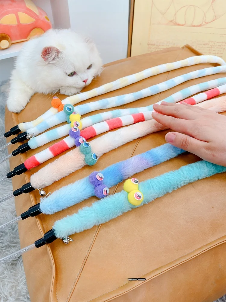 猫の毛アクセサリーを選ぶときに迷う？実は「おもちゃ」がもっと大切だった！