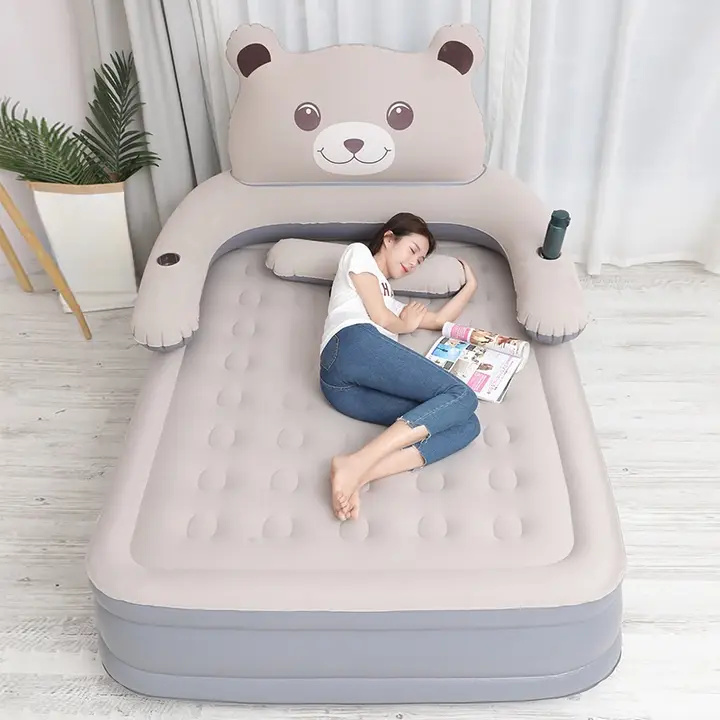 極上の柔らかさの一人用エアマットレス【厚手・アウトドア・キャンプ用・折りたたみ式】